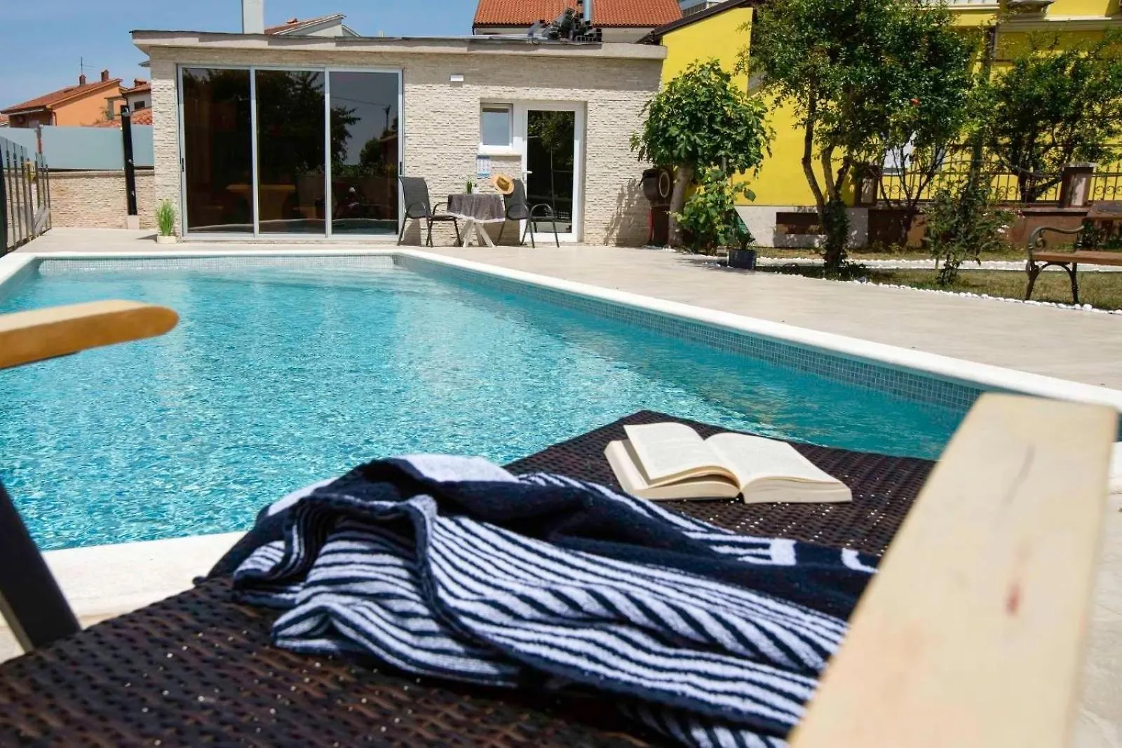 Apartment Ferienwohnung Fuer 4 Personen Ca 35 Qm In Pula, Istrien Istrische Riviera